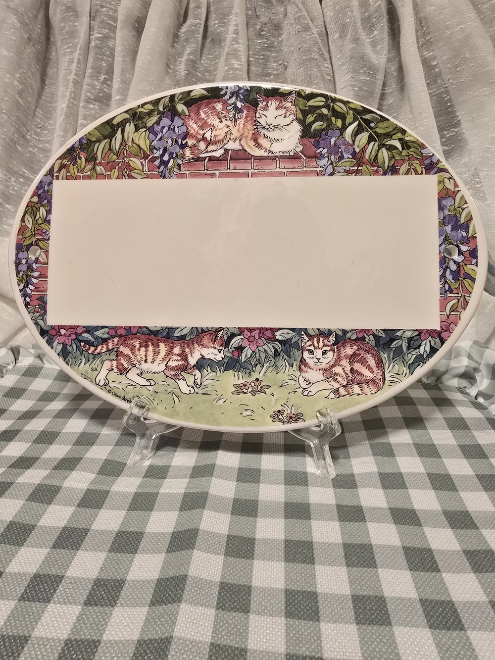 Vintage Oval customizable ceramic wall tile